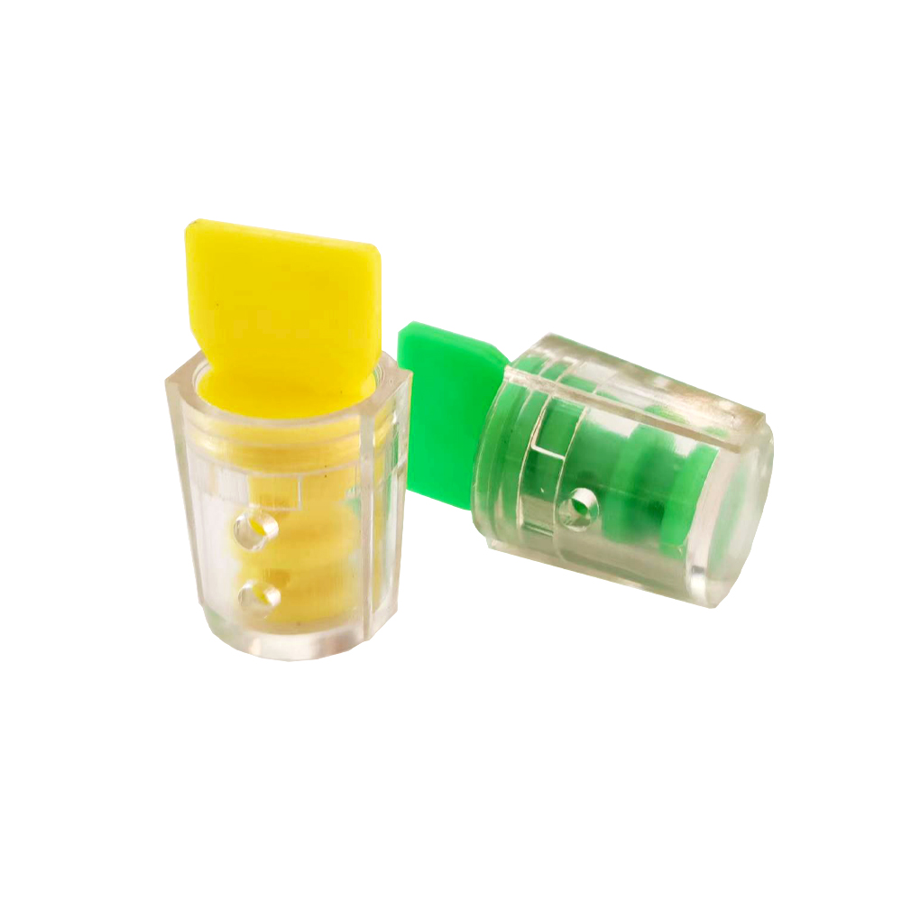 es de alta calidad y bajo costo is of high quality and low cost